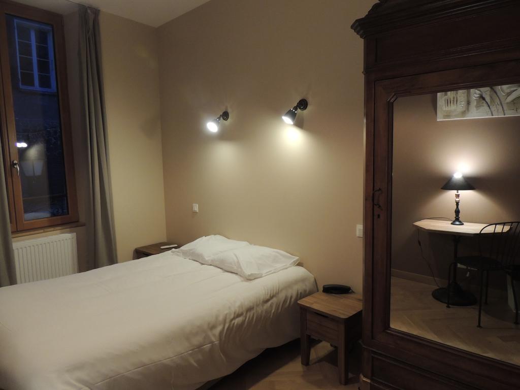 Hotel Des Alpes Le Bourg-dʼOisans Habitación foto
