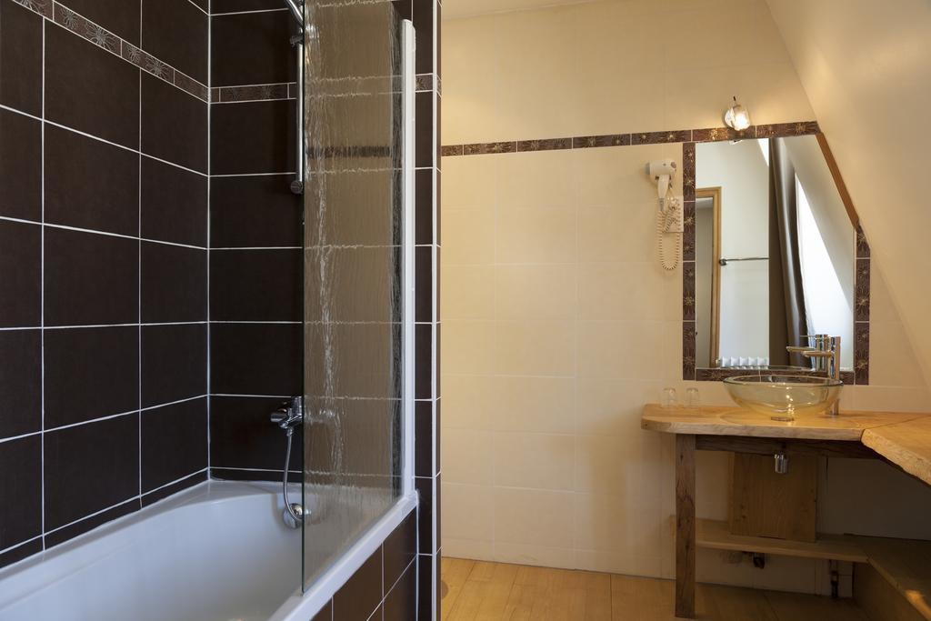 Hotel Des Alpes Le Bourg-dʼOisans Habitación foto